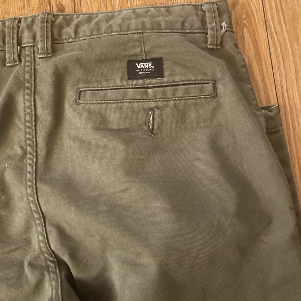 Mens olive green Vans chino pants